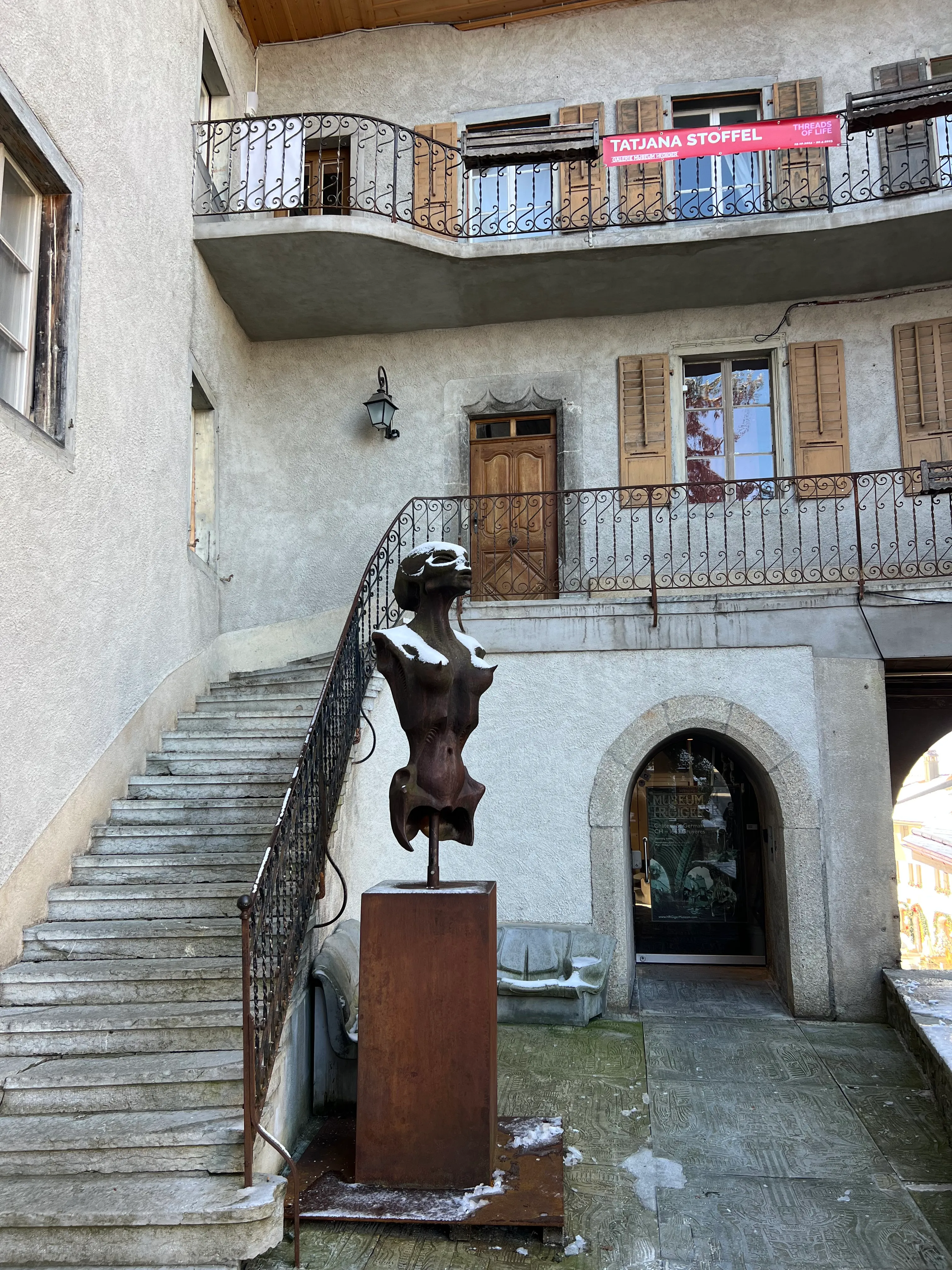 Alien Sculpture
