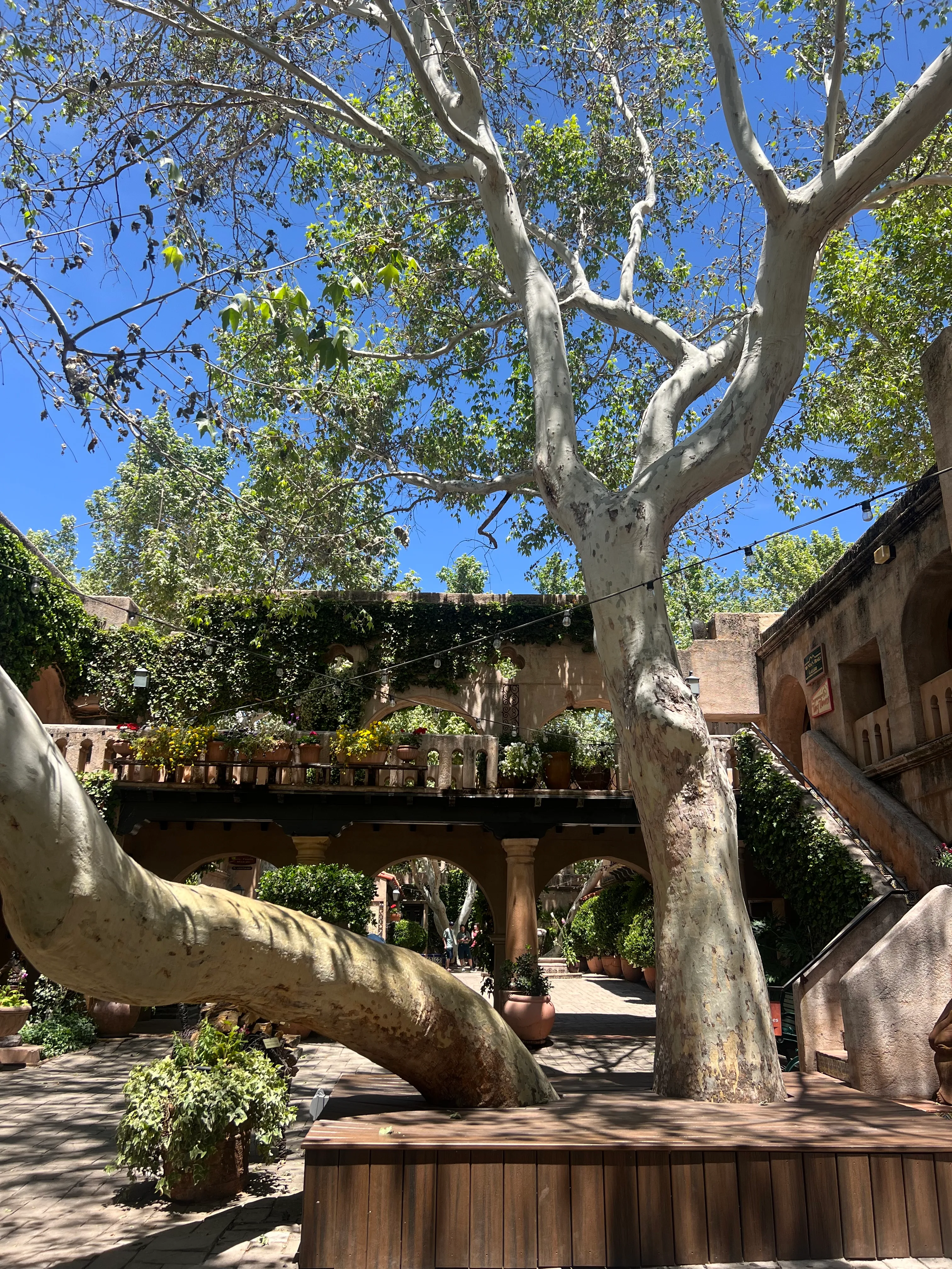Tlaquepaque arts and crafts village